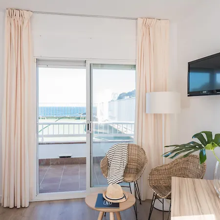 特拉玛尔酒店 雅弗郎其