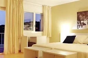 特拉玛尔酒店 3* 雅弗郎其